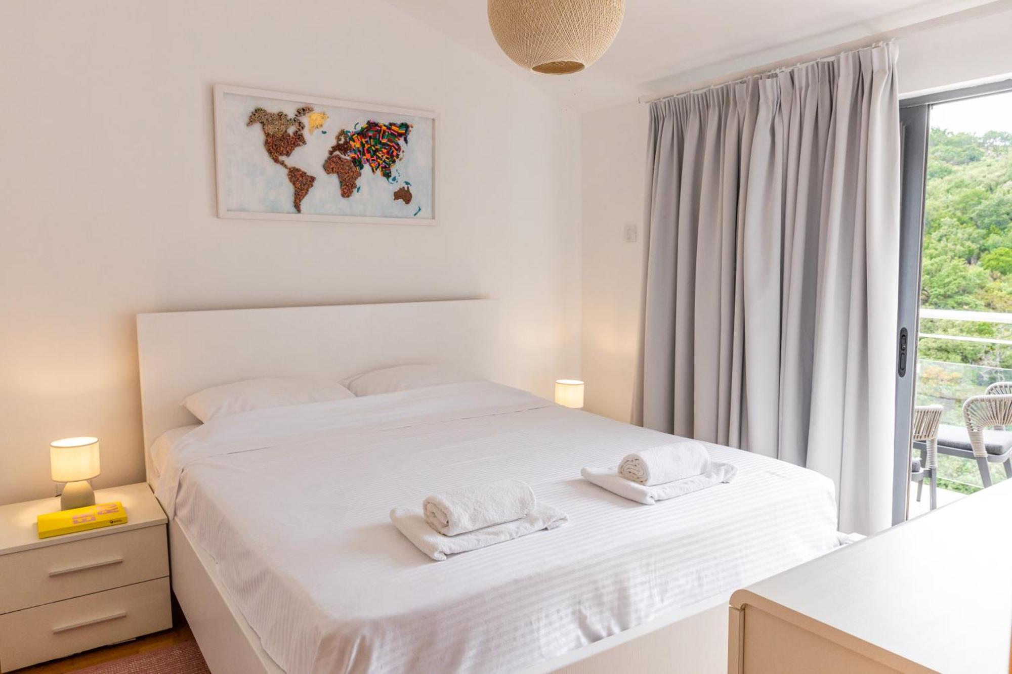 Luxe Azure Daire Sveti Stefan